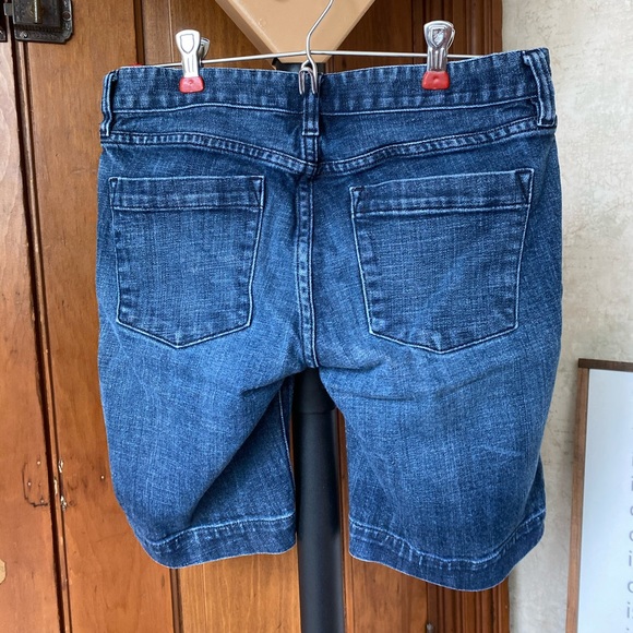 Women’s J Crew size 2 Jean shorts - Picture 2 of 4
